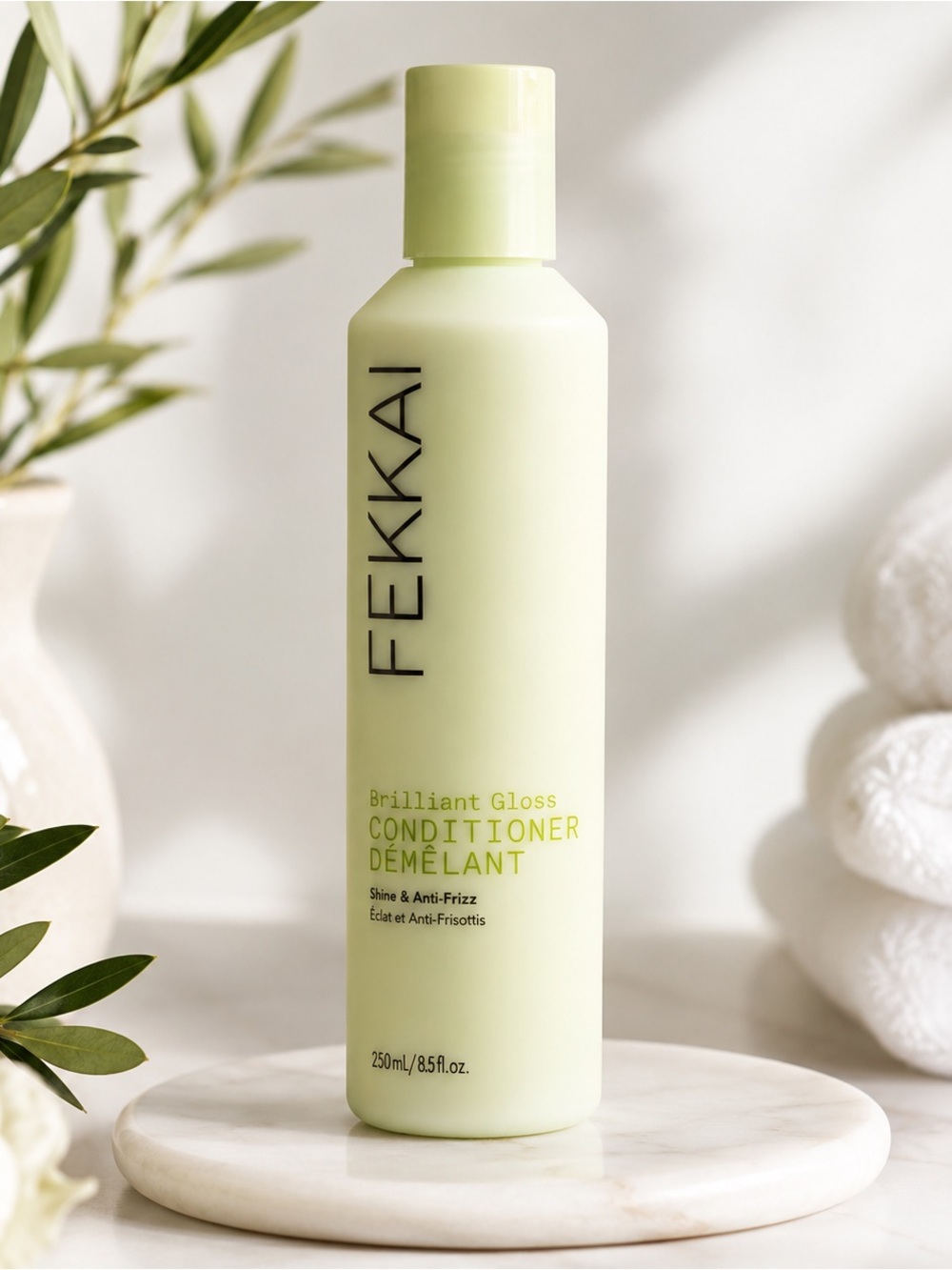 Fekkai Brilliant Gloss Conditioner – Shine & Anti-Frizz | 8.5 oz / 250 mL New